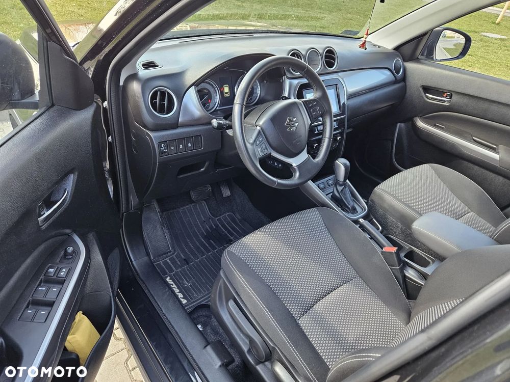 Suzuki Vitara 1.0 Boosterjet Premium 2WD - 7