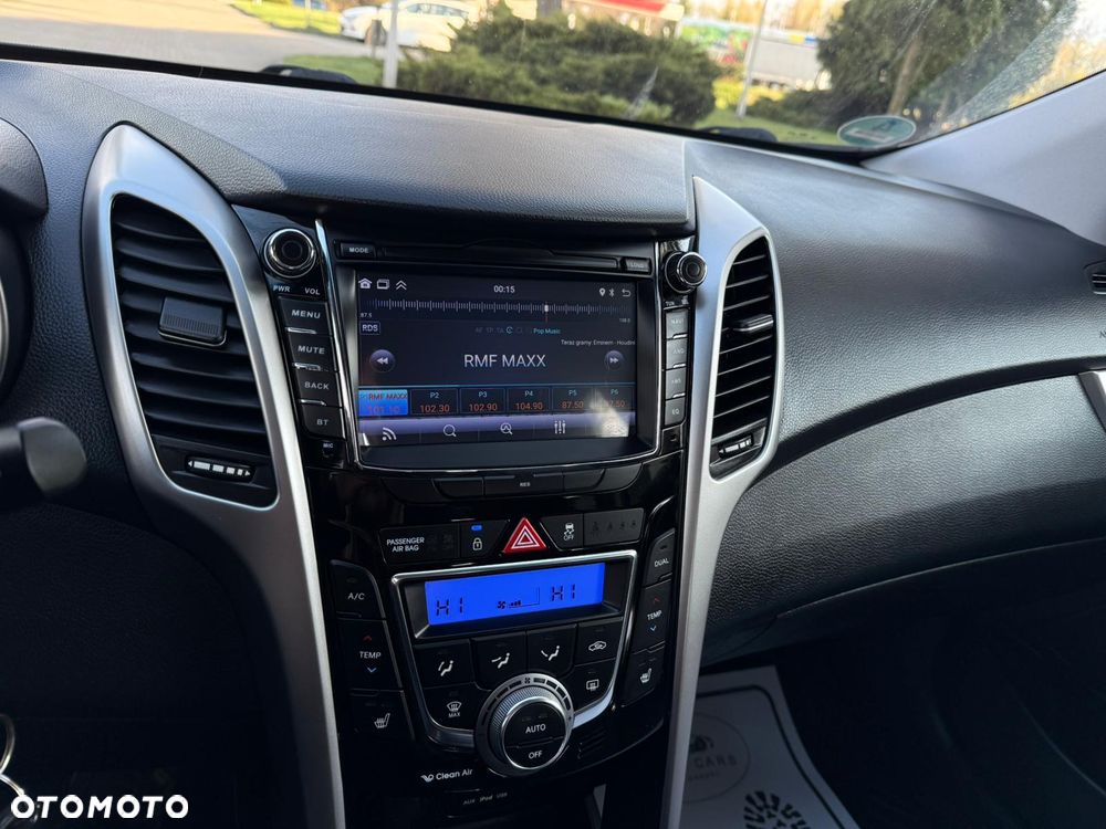 Hyundai i30 1.4 Passion - 38