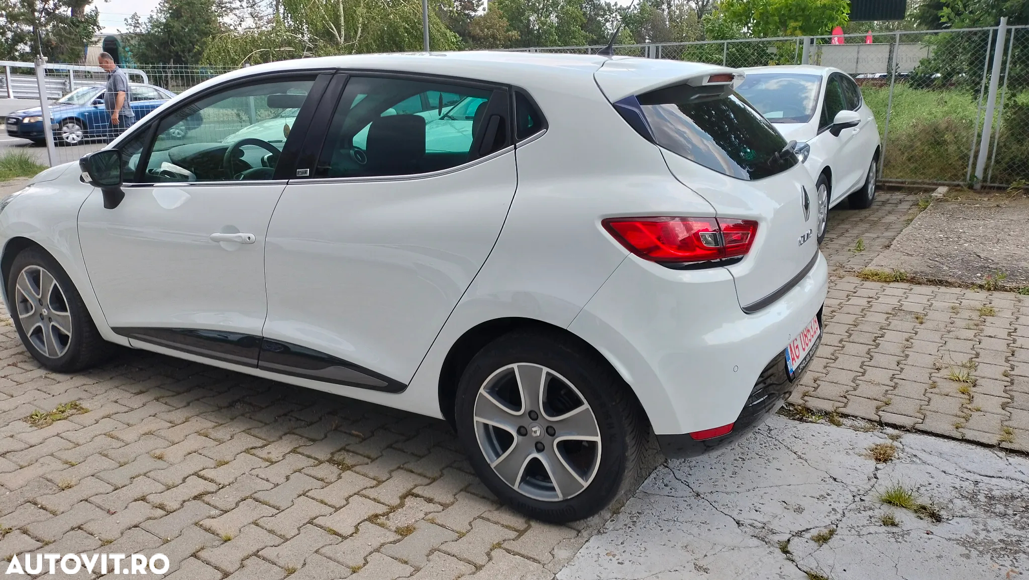 Renault Clio (Energy) TCe 90 Start & Stop LIMITED - 10