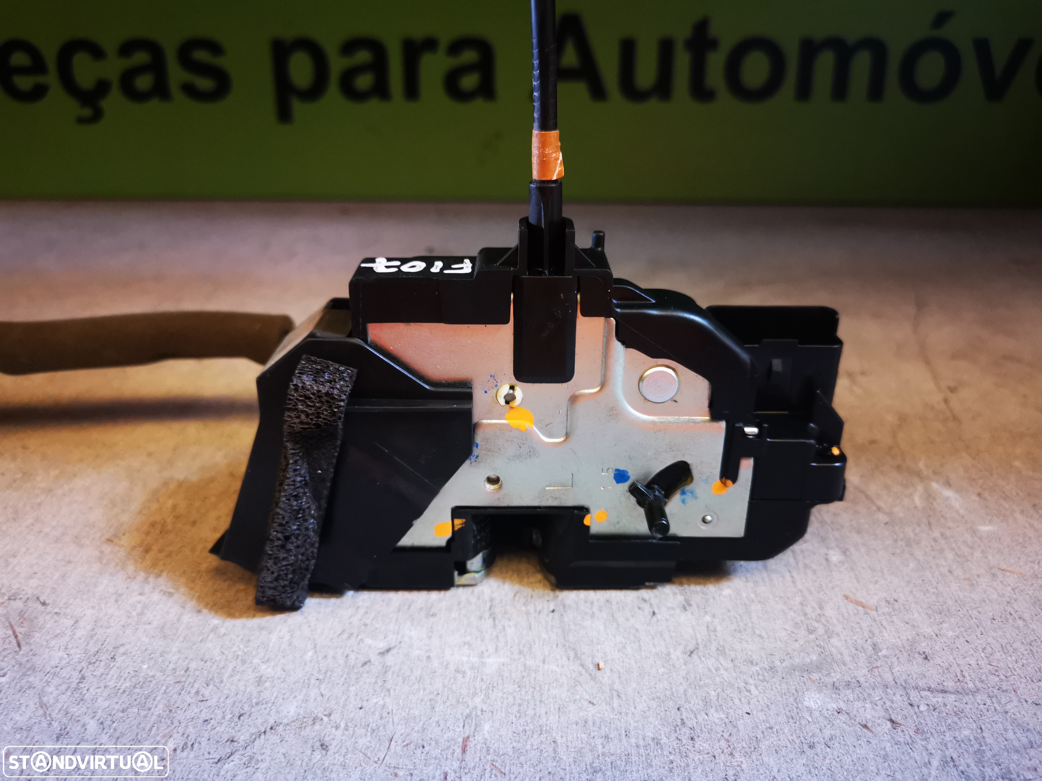 NISSAN JUKE FECHADURA PORTA TRÁS ESQUERDA - F107 - 6