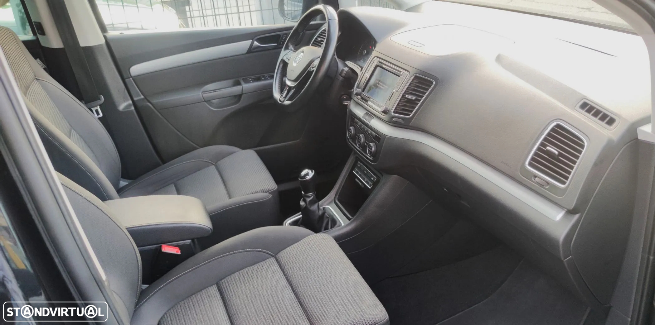 VW Sharan 2.0 TDI Trendline - 8