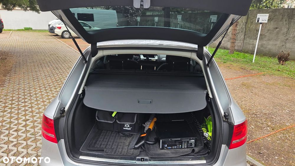 Audi A4 Avant 2.0 TDI DPF Quattro - 14