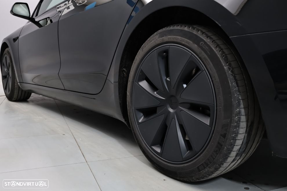 Tesla Model 3 Tração Traseira Standard - 13