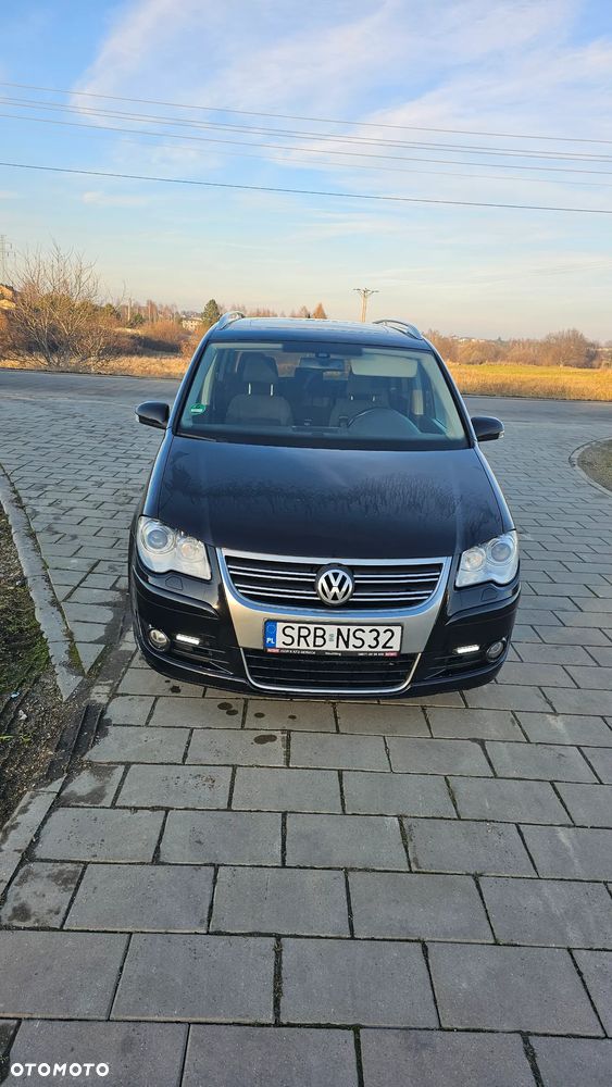 Volkswagen Touran 2.0 TDI DSG R-Line Edition - 8