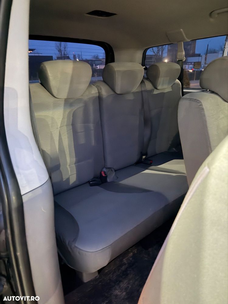 Hyundai H-1 Starex - 7