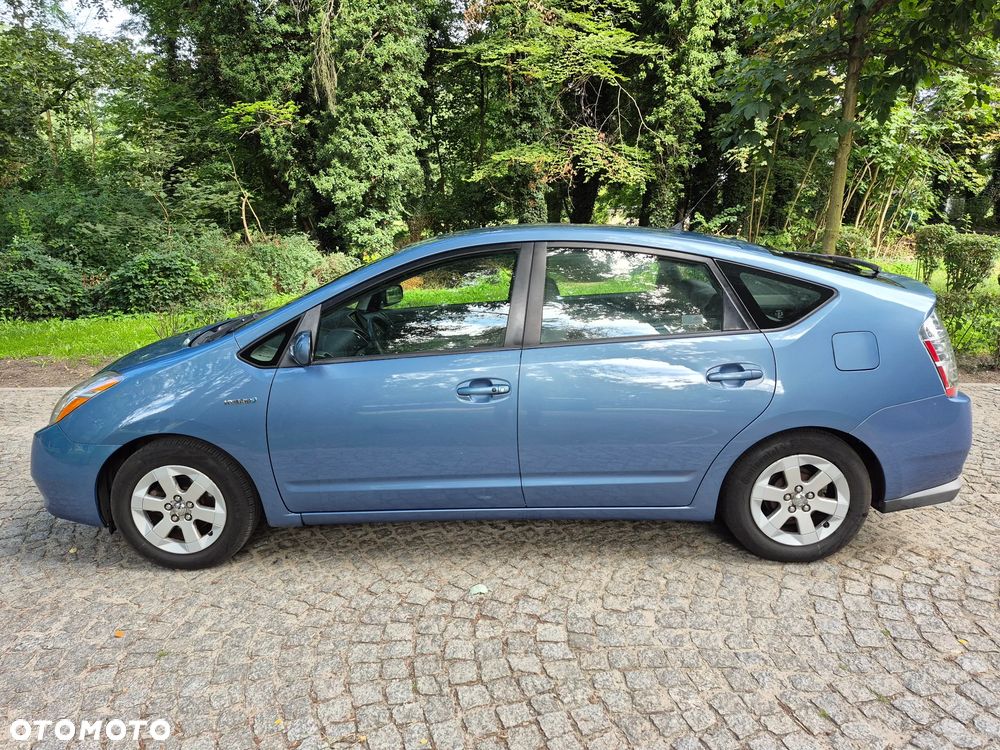 Toyota Prius 1.5 VVT-i Prestige - 4