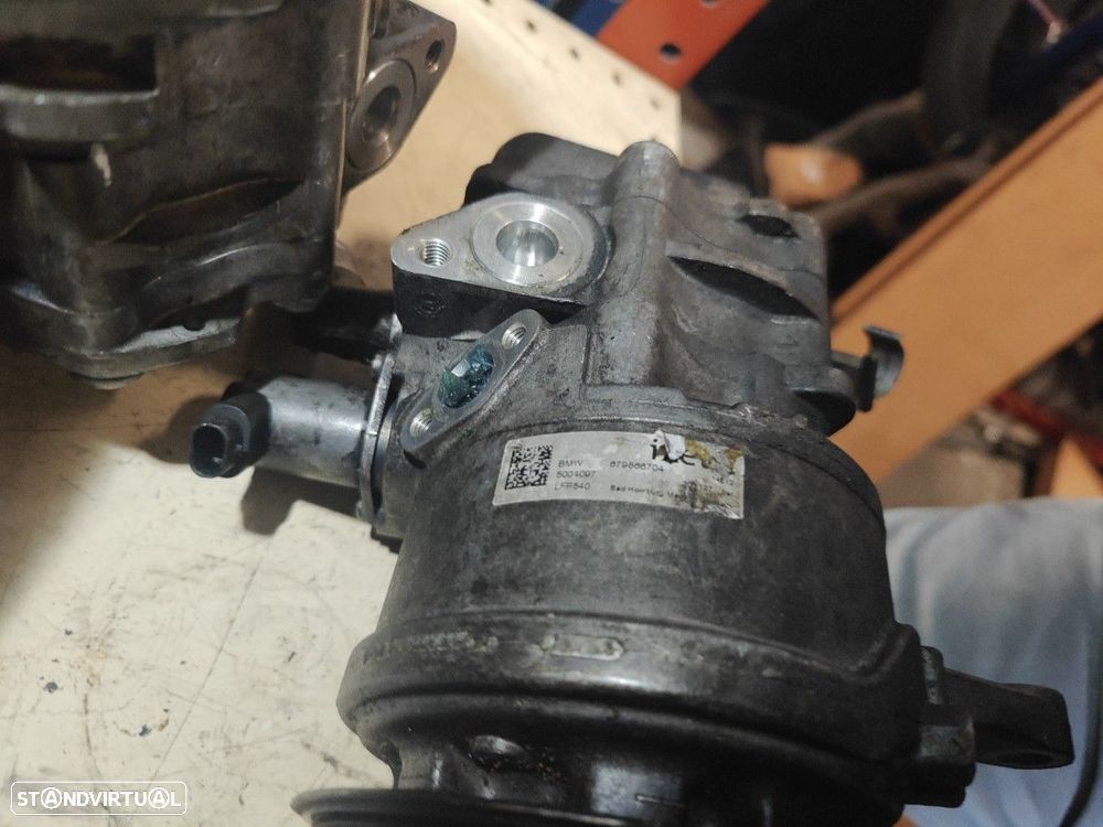 Compressor De Ar Condicionado Ac Bmw 5 (F10) - 9