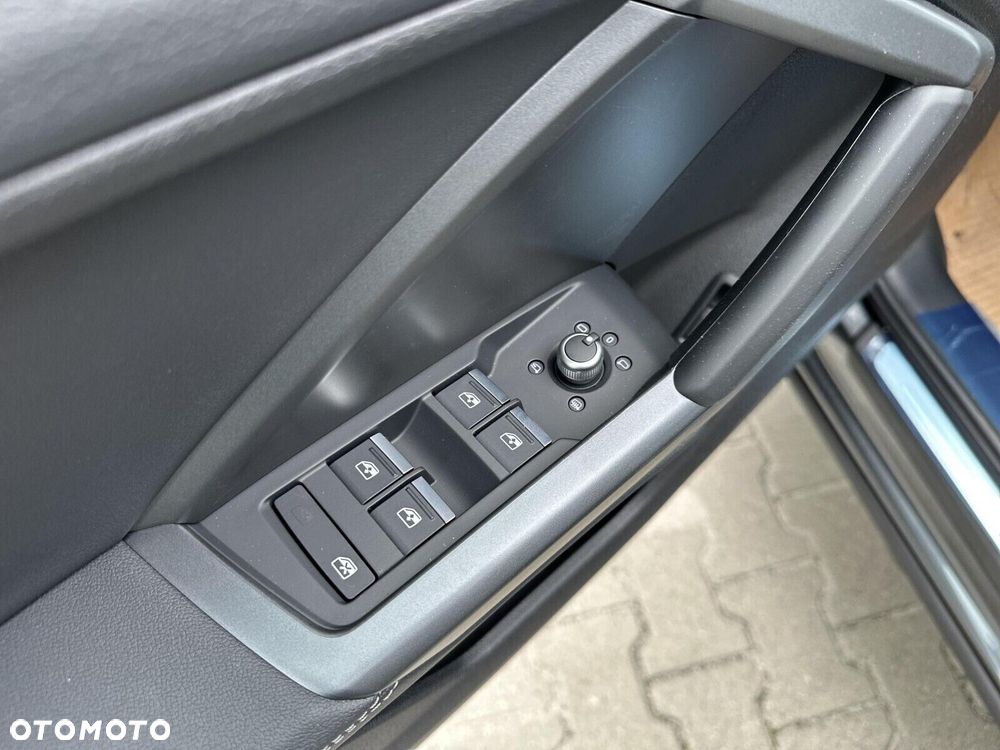 Audi Q3 Sportback - 11