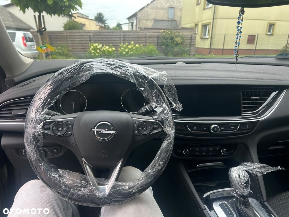 Opel Insignia 2.0 CDTI Elegance S&S - 10