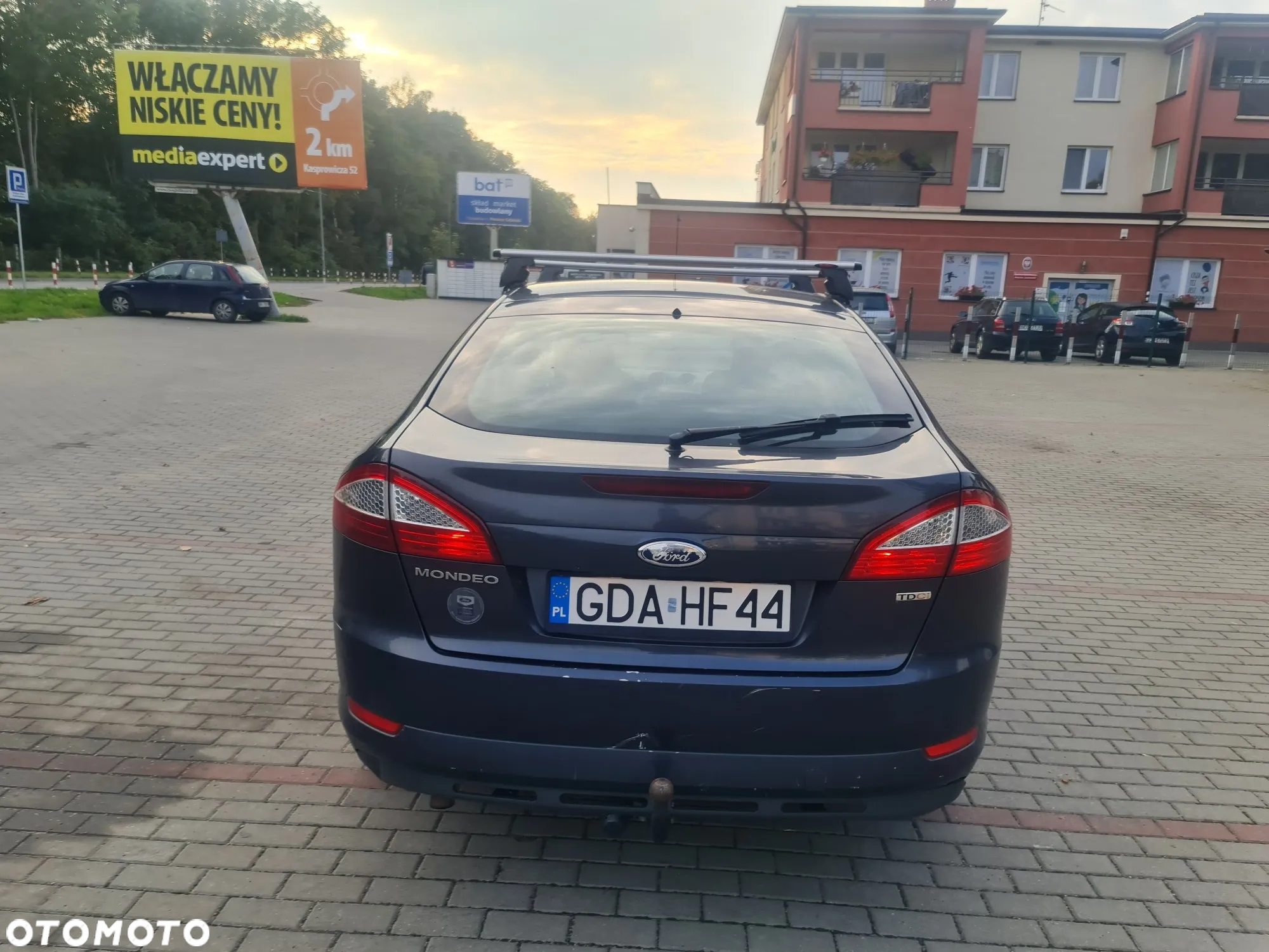 Ford Mondeo 1.8 TDCi Ghia - 4