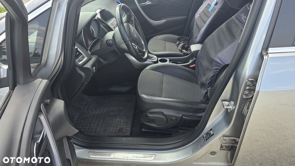 Opel Astra 2.0 CDTI Cosmo S&S - 13