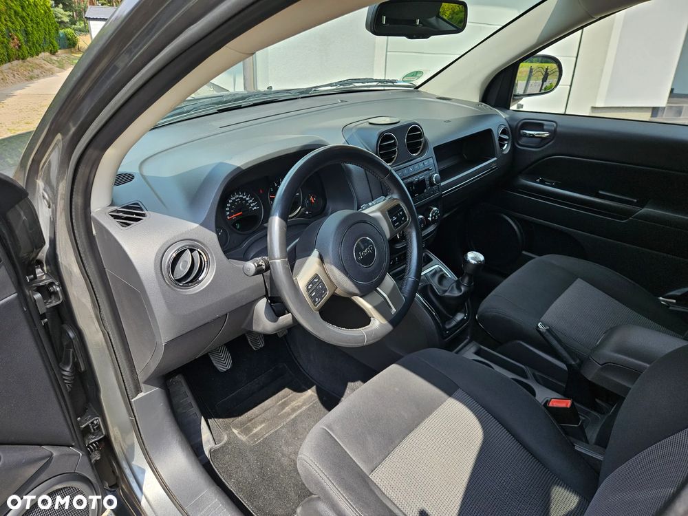 Jeep Compass 2.0I 4x2 Limited - 14