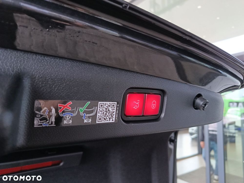 Mercedes-Benz Klasa E - 22