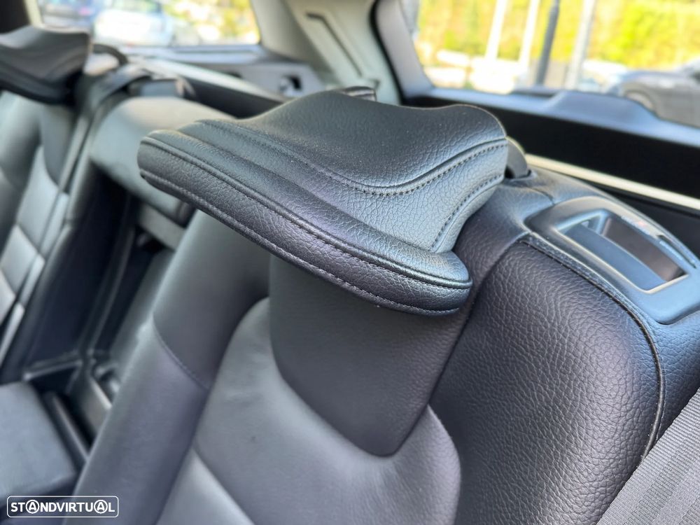 Volvo V60 2.0 T6 AWD TE Inscription Expression - 13