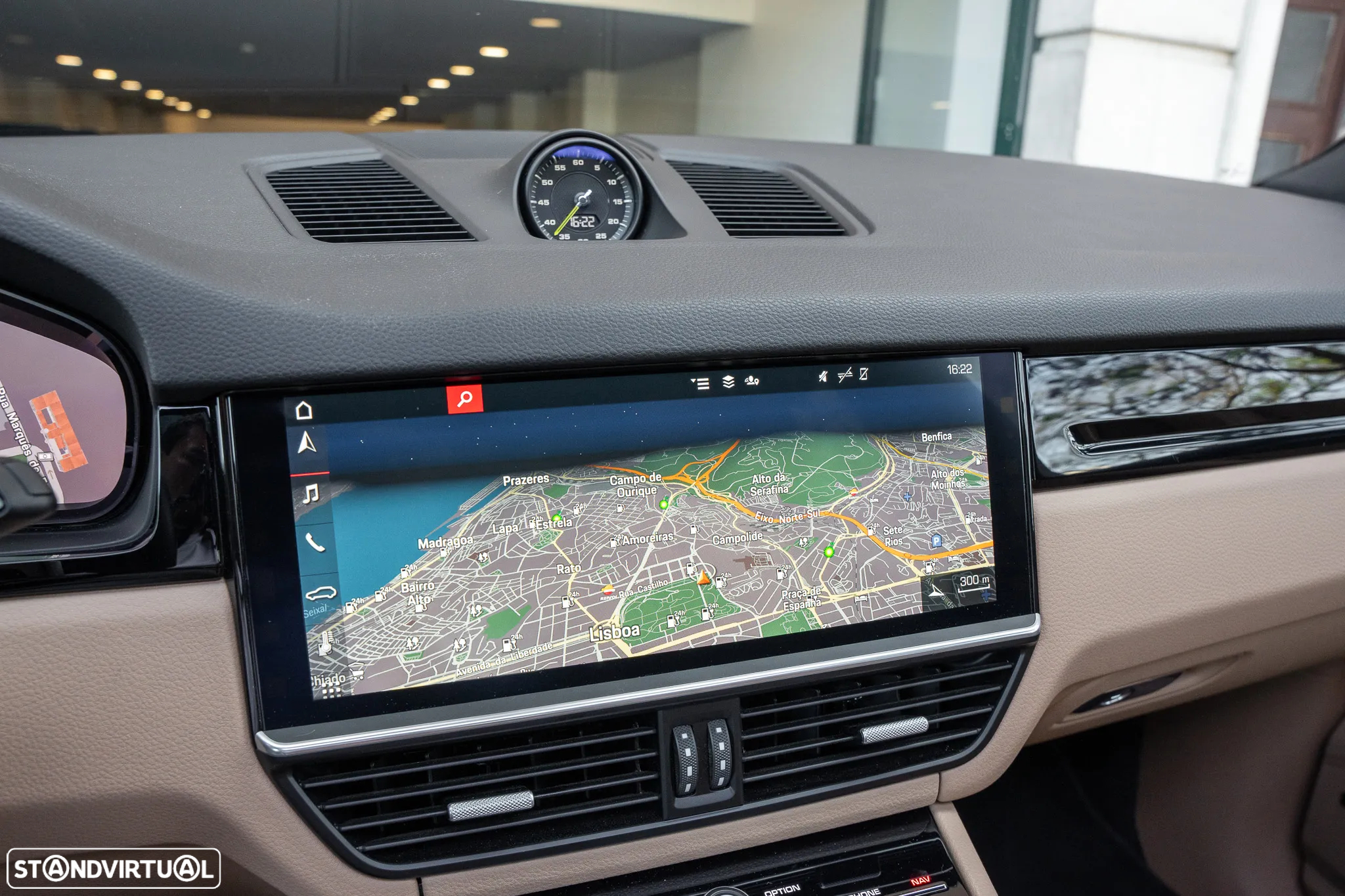 Porsche Cayenne E-Hybrid - 24
