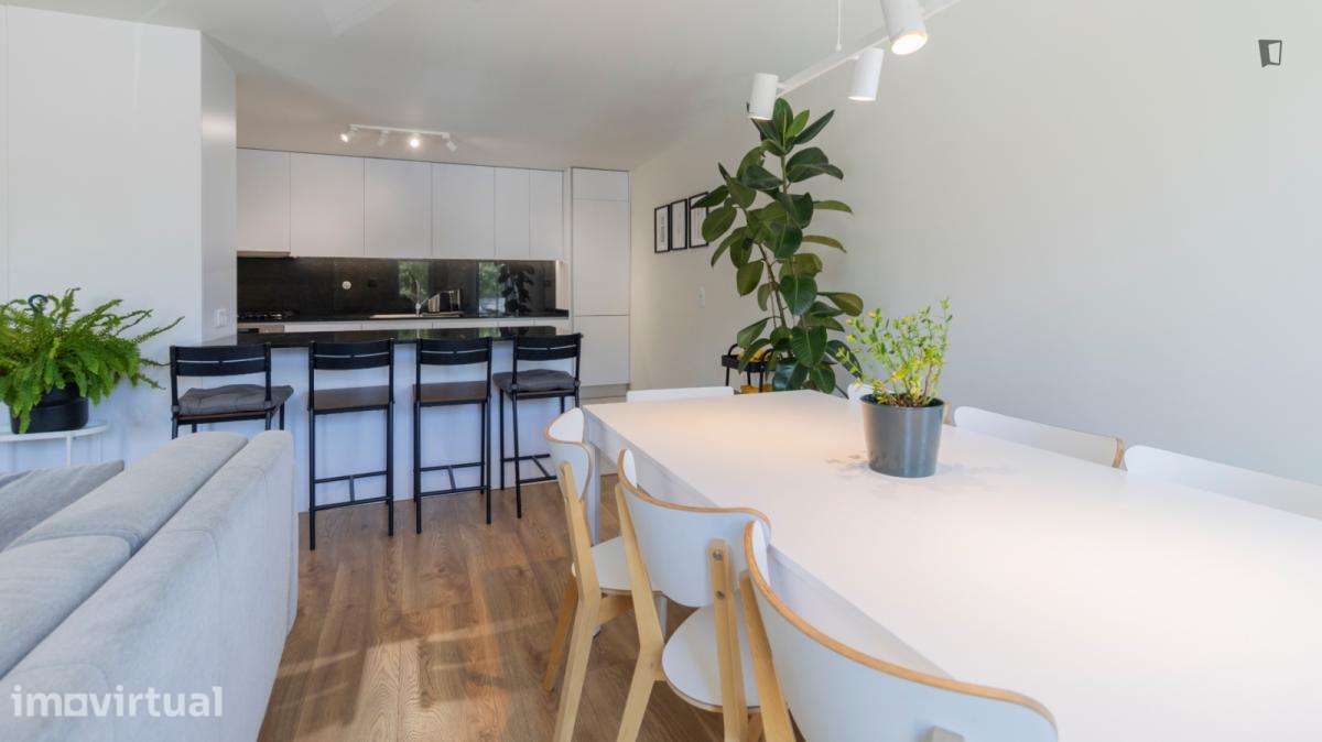 Apartamento com 3 quartos - localizado em Ramalde Porto - Grande imagem: 4/29