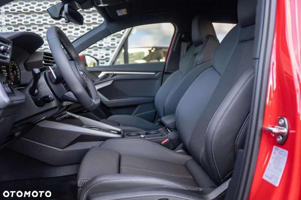 Audi A3 Sportback - 13