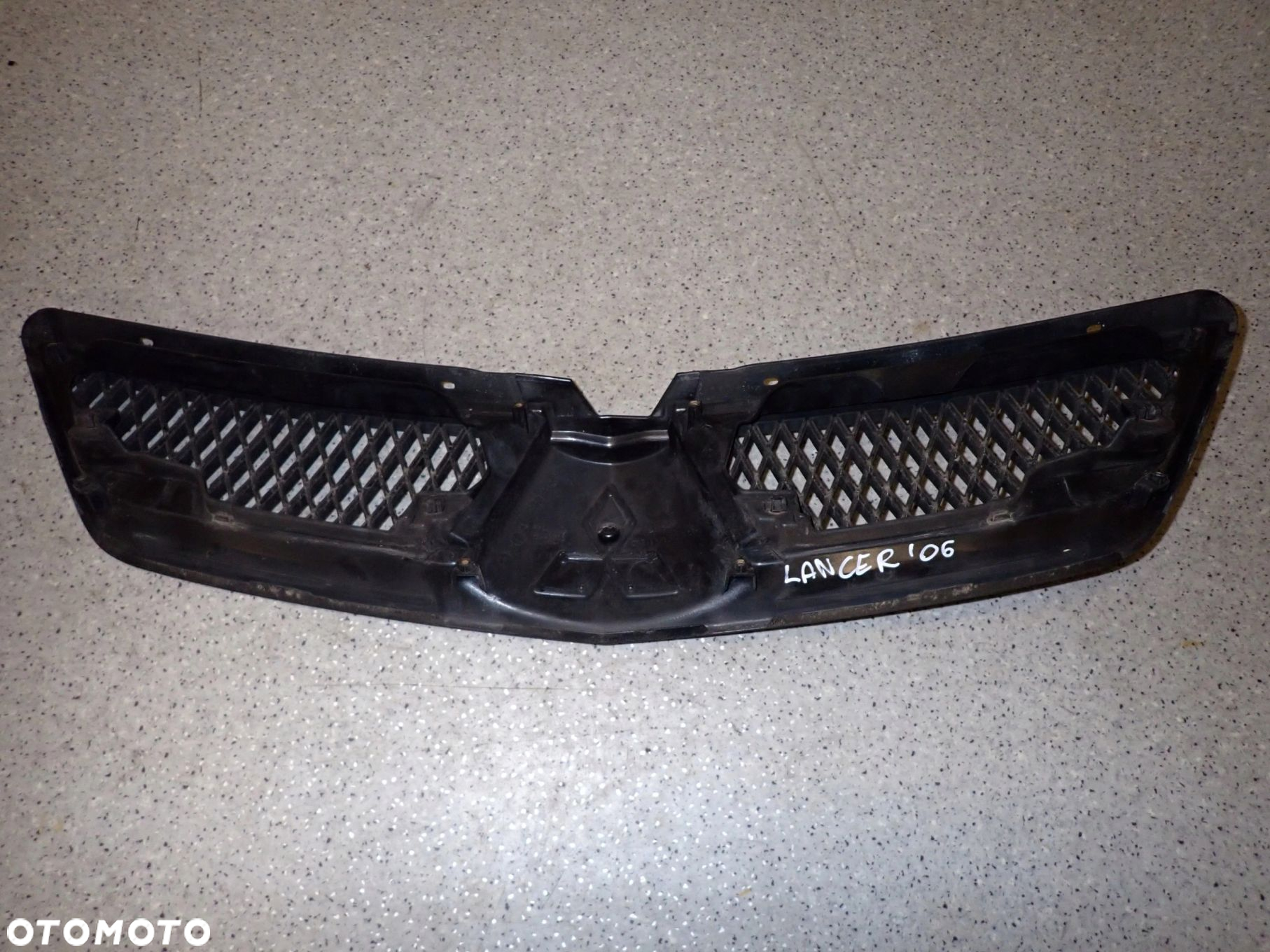 MITSUBISHI LANCER 06-07 ATRAPA GRILL A39B - 9