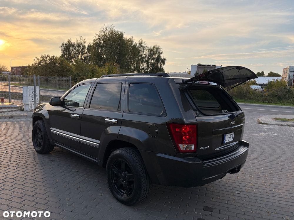 Jeep Grand Cherokee - 4