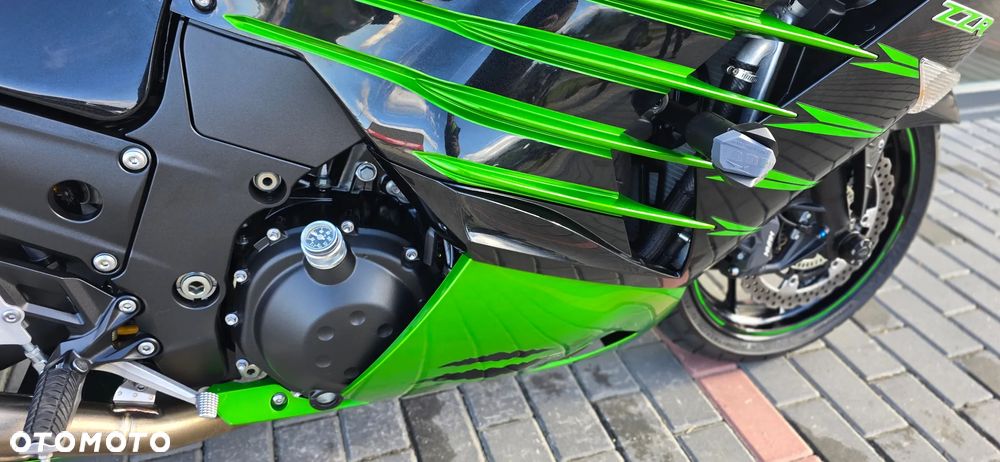 Kawasaki ZZR - 13