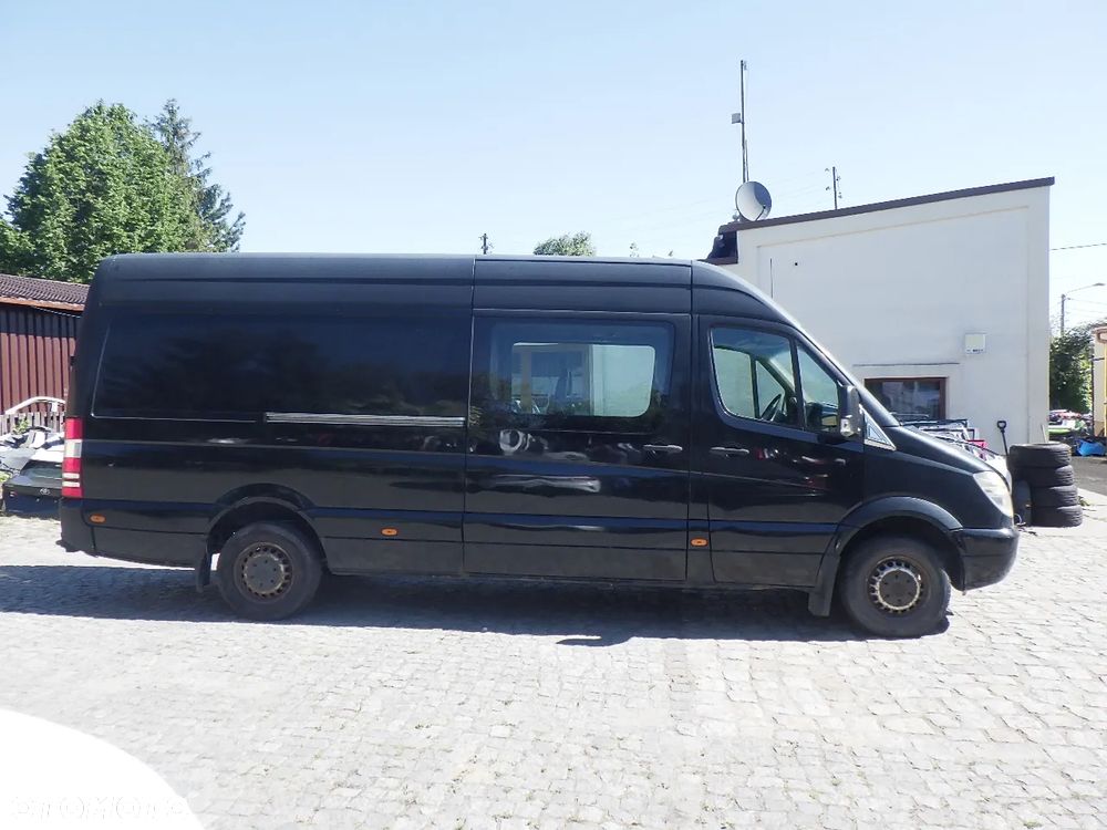 Mercedes-Benz Sprinter - 2
