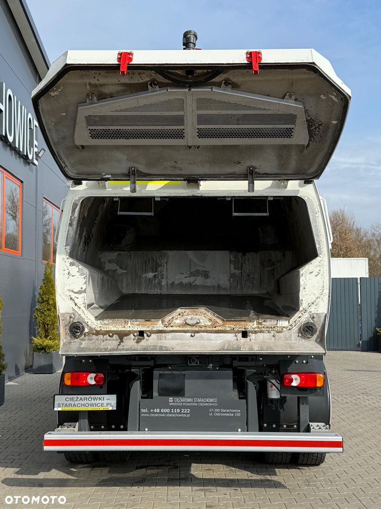 Volvo FL 15.250 Euro 6 // zamiatarka JOHNSTON VT652 //  BUCHER // odkurzacz , polewaczka - 15