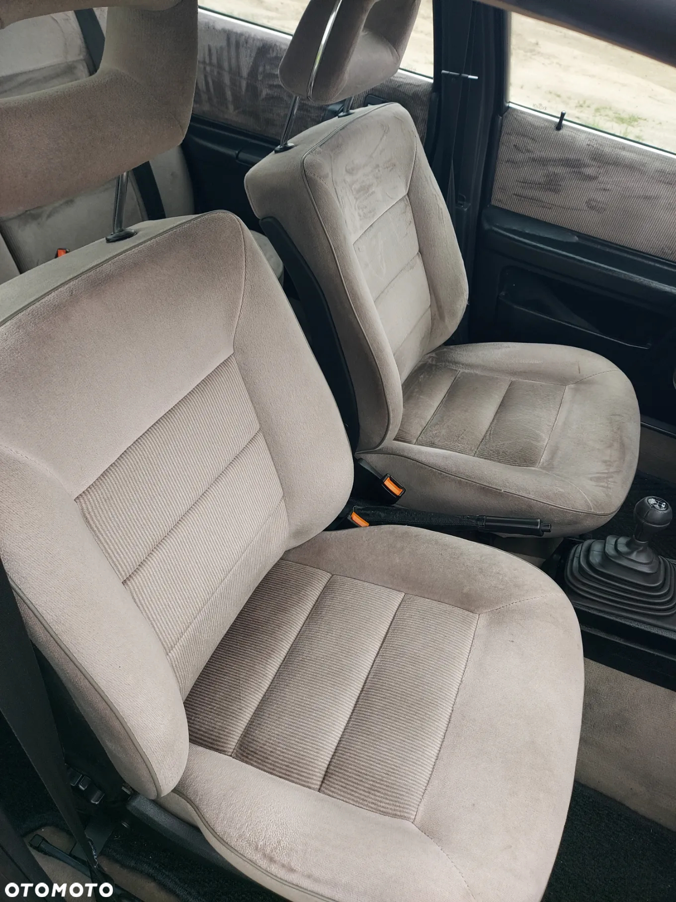 Audi 100 Avant 2.3 - 10