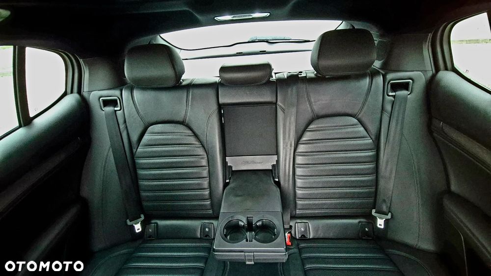 Alfa Romeo Stelvio 2.0 Turbo 16V AT8-Q4 Ti - 16