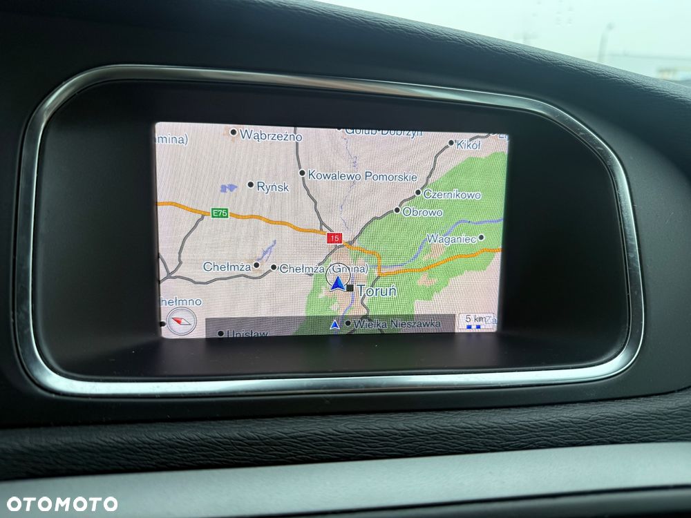 Volvo V40 D3 Drive-E Momentum - 22