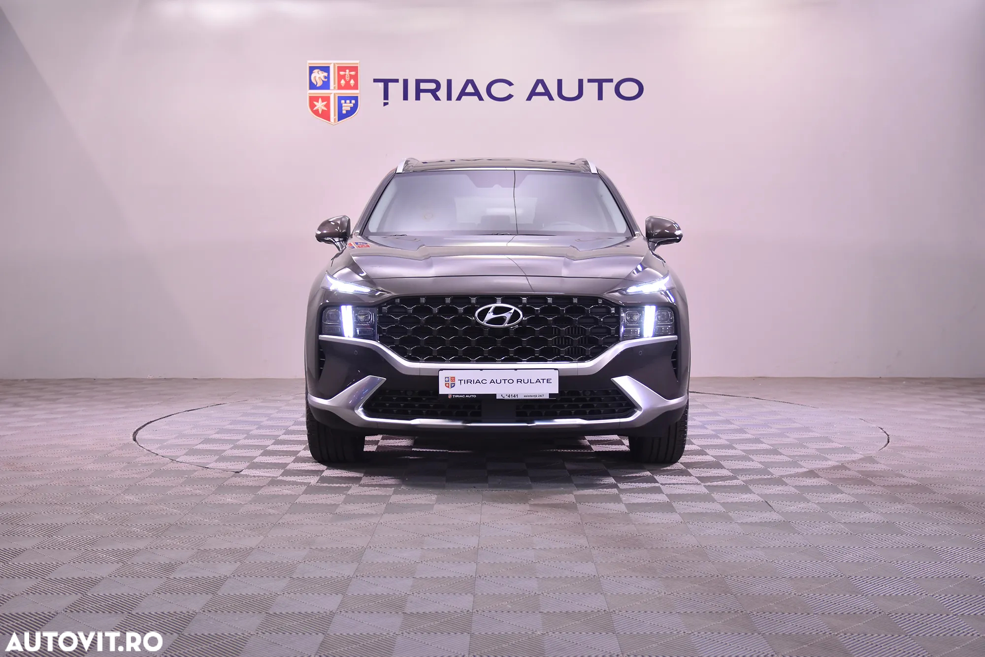 Hyundai Santa Fe - 8