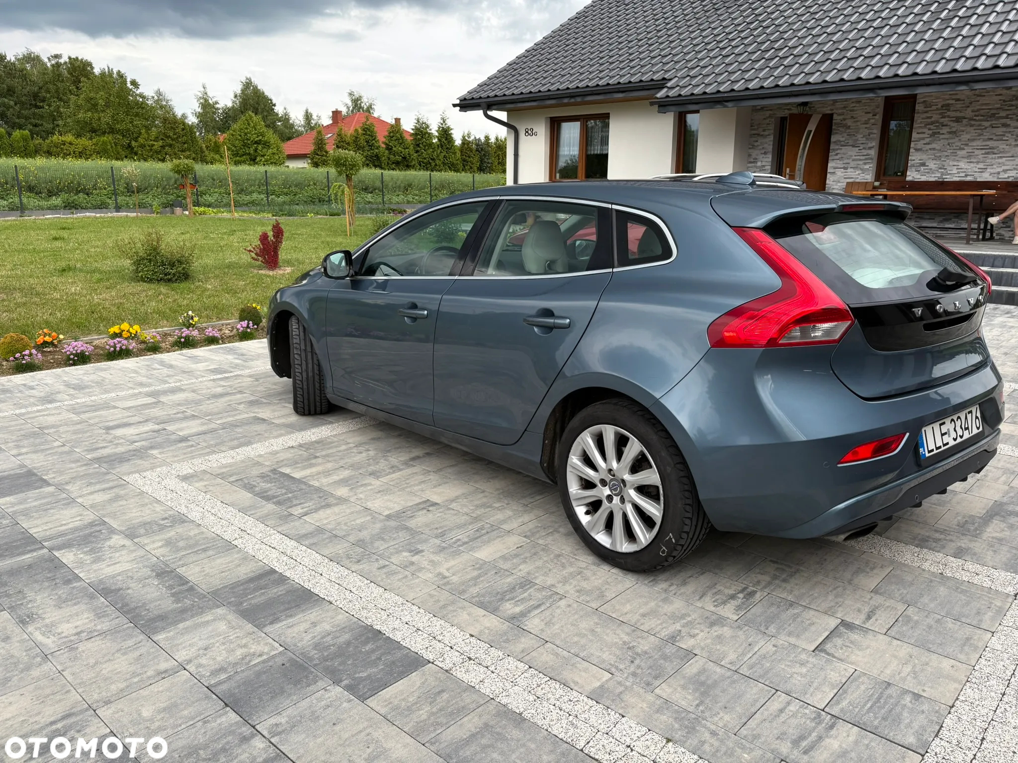 Volvo V40 D2 R Design - 3