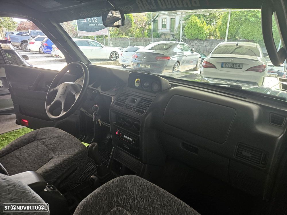 Mitsubishi Pajero 2.8 TD GLS ABS - 24