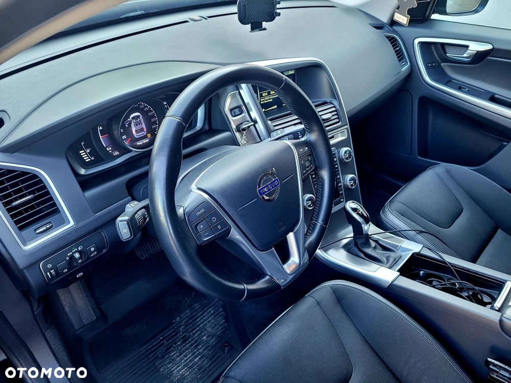 Volvo XC 60 D4 Geartronic Summum - 19