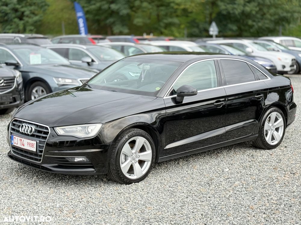 Audi A3 2.0 35 TDI S tronic Sport - 19
