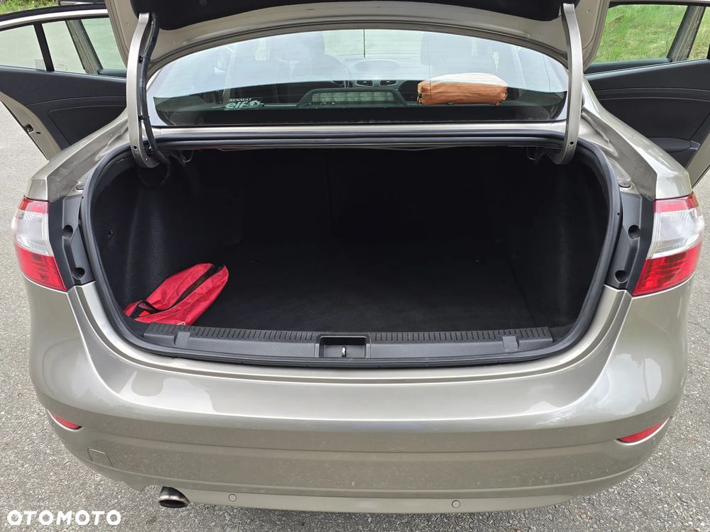 Renault Fluence 1.6 16V Limited - 20