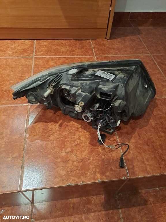 Far stanga Bmw seria 3 E90 Facelift original - 5