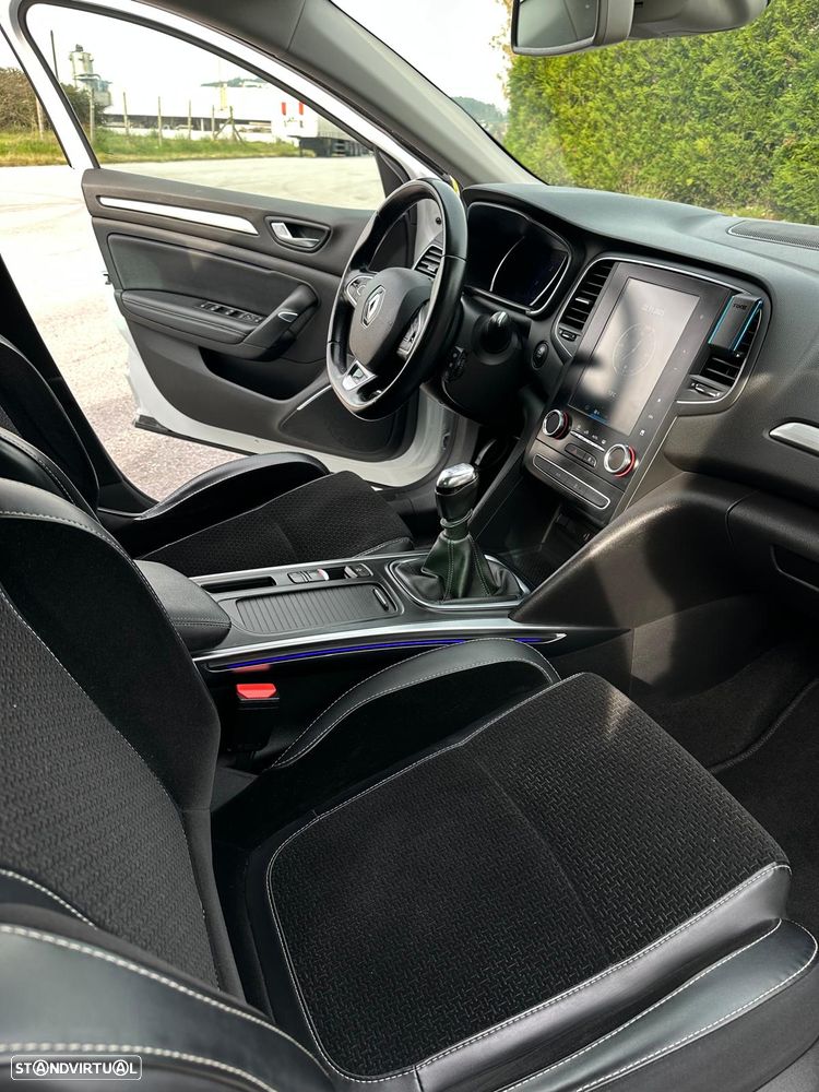 Renault Mégane - 10