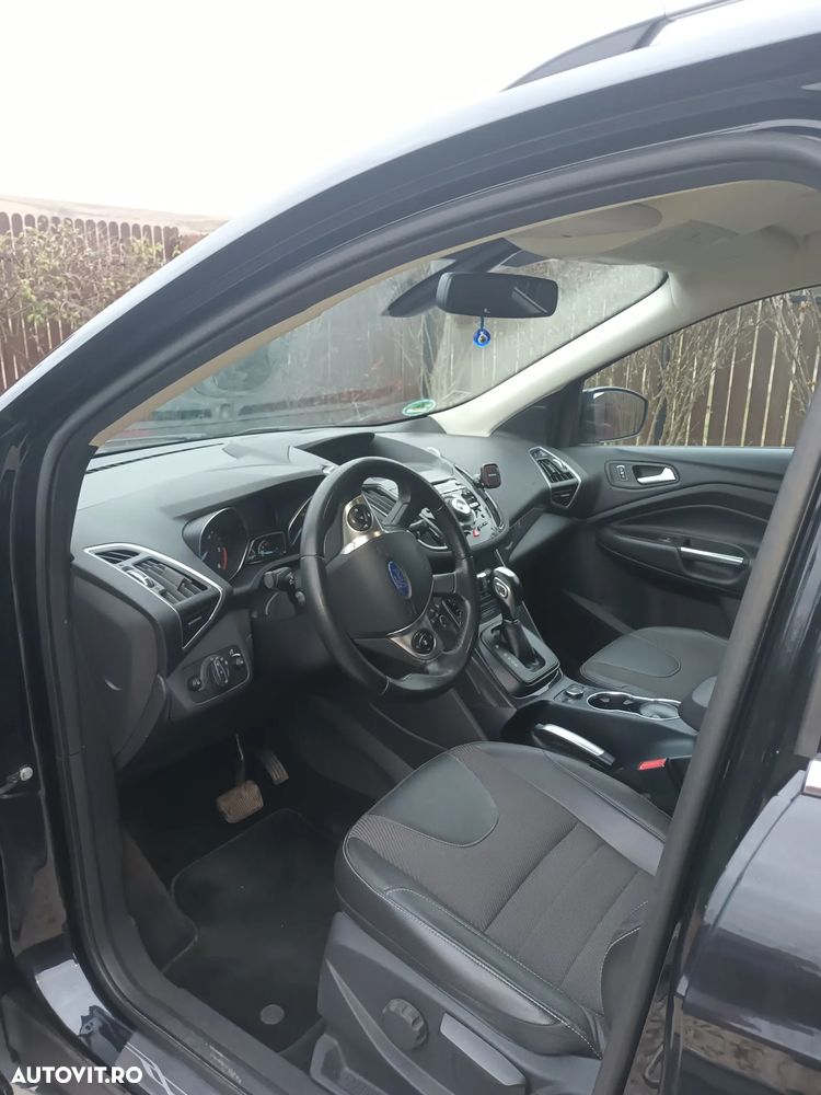 Ford Kuga 2.0 TDCi 4x4 Aut. Titanium - 7