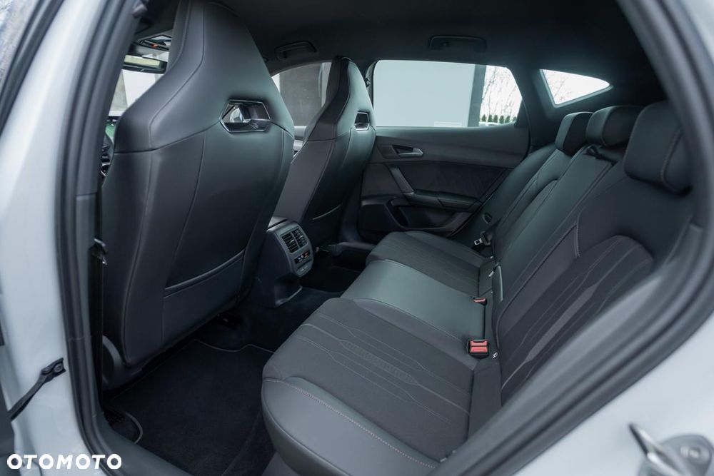 Audi A4 Avant 40 TDI S tronic S line - 39