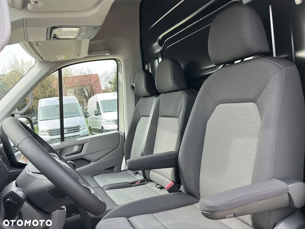 Volkswagen Crafter 35 Furgon LONG/L5H3, 2.0 BiTDI 177KM, Wysoki dach, r. o. 4490mm - 17