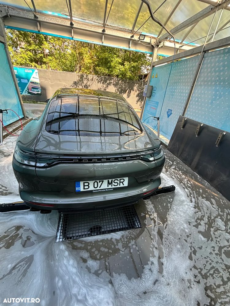 Porsche Panamera 4 - 7