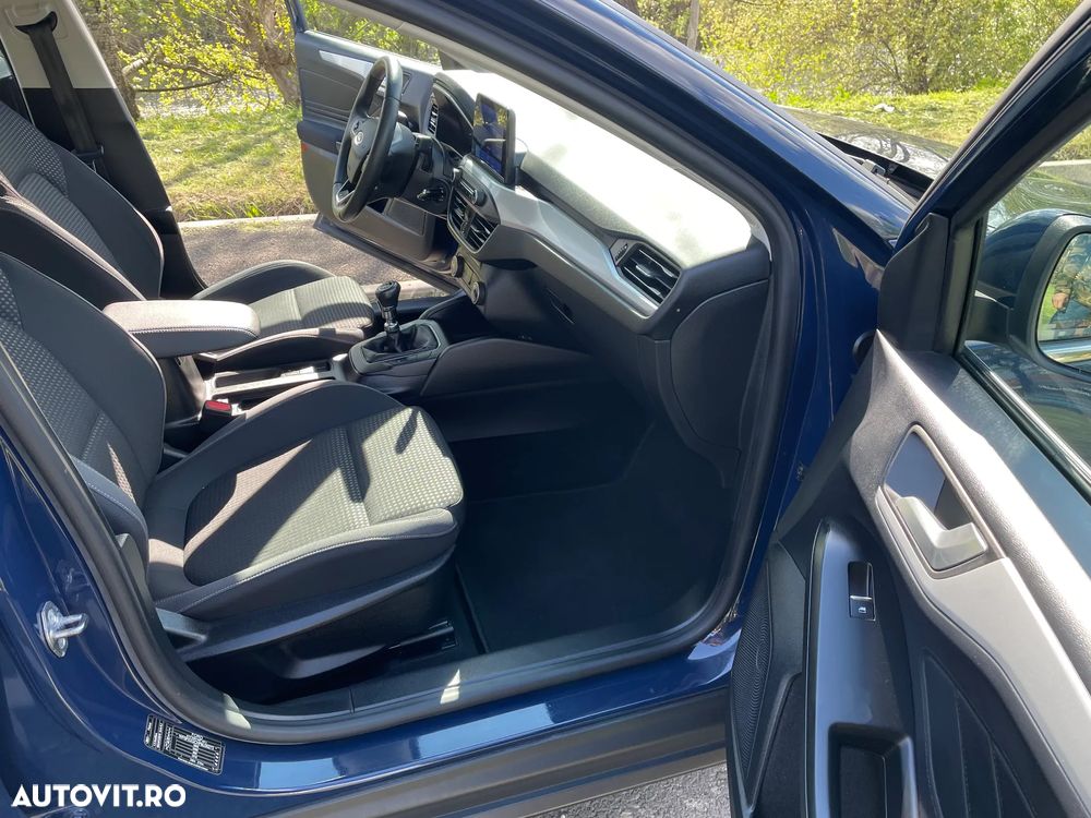 Ford Focus 1.5 EcoBlue Titanium Business - 11