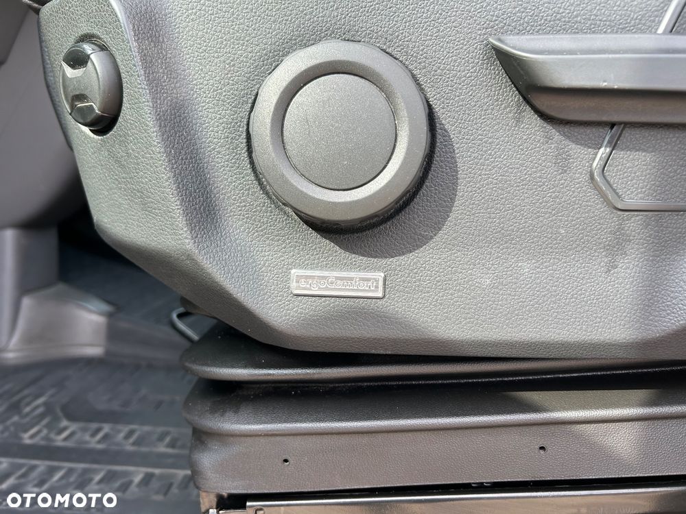 Volkswagen Crafter - 12