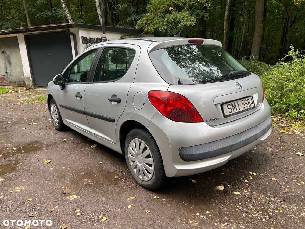 Peugeot 207 1.4 Trendy - 4