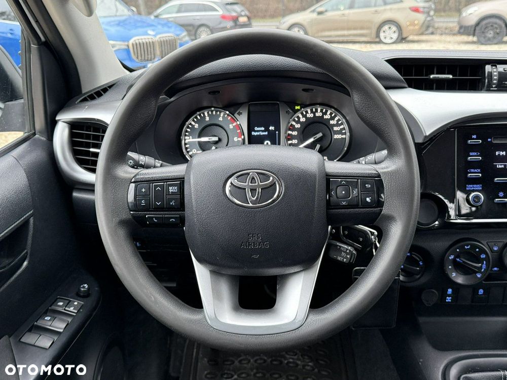 Toyota Hilux 2.4 D-4D Double Cab DLX 4x4 - 16