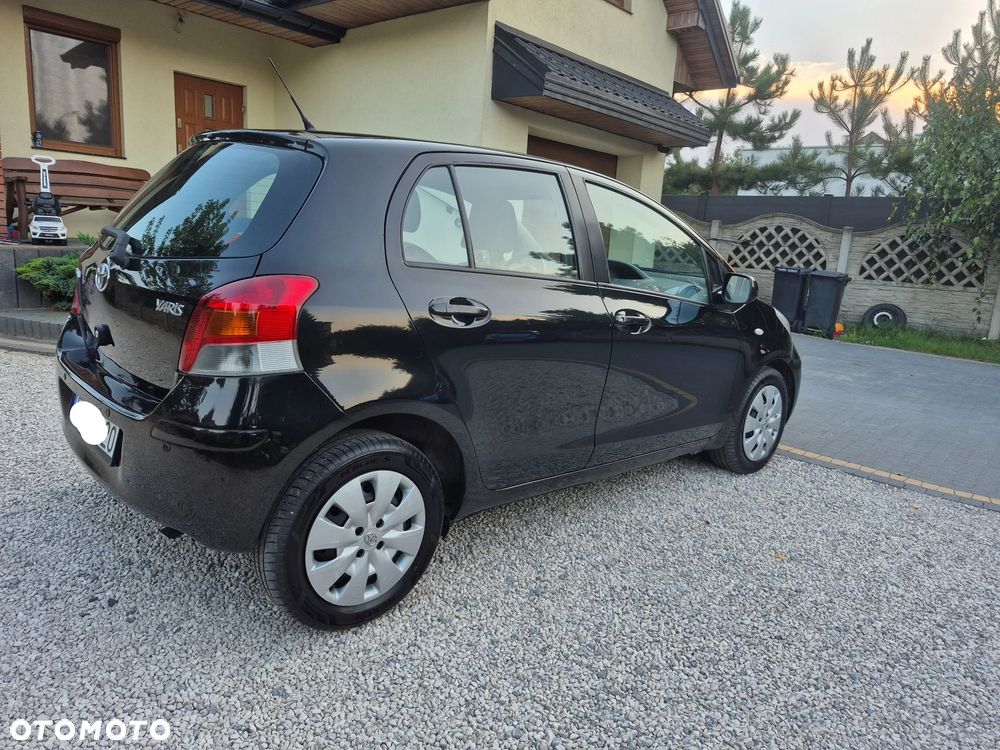 Toyota Yaris 1.33 VVT-i Cool - 15