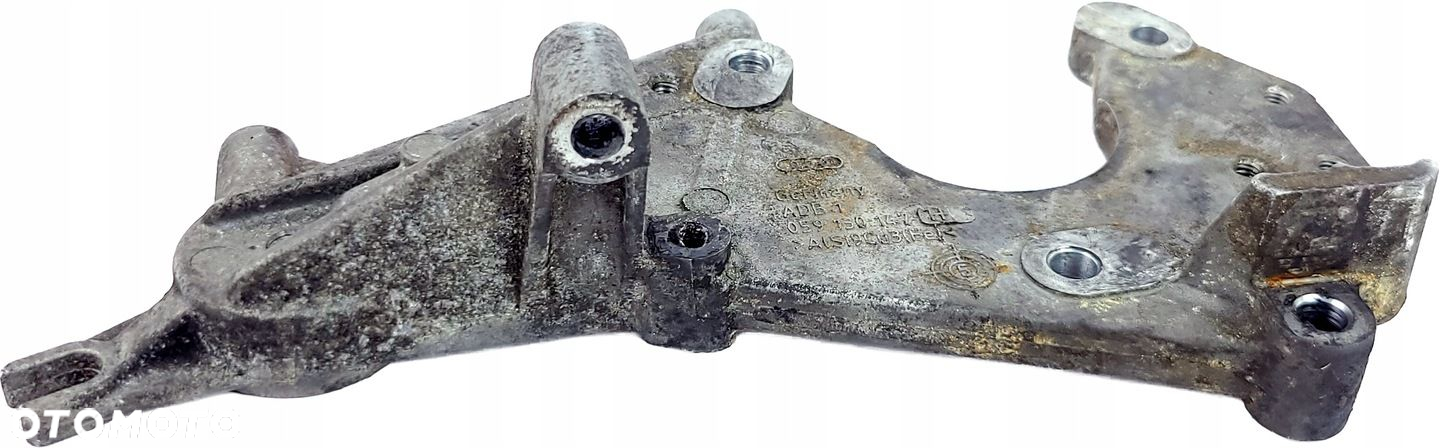 AUDI A6 C6 Q7 3.0 TDI ŁAPA MOCOWANIE WSPORNIK POMPY WTRYSKOWEJ 059130147H - 9