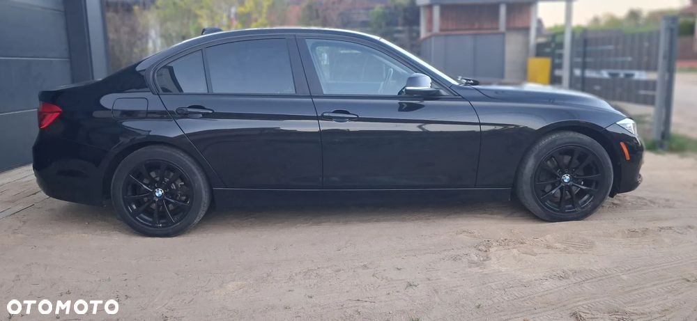 BMW Seria 3 320i xDrive - 5