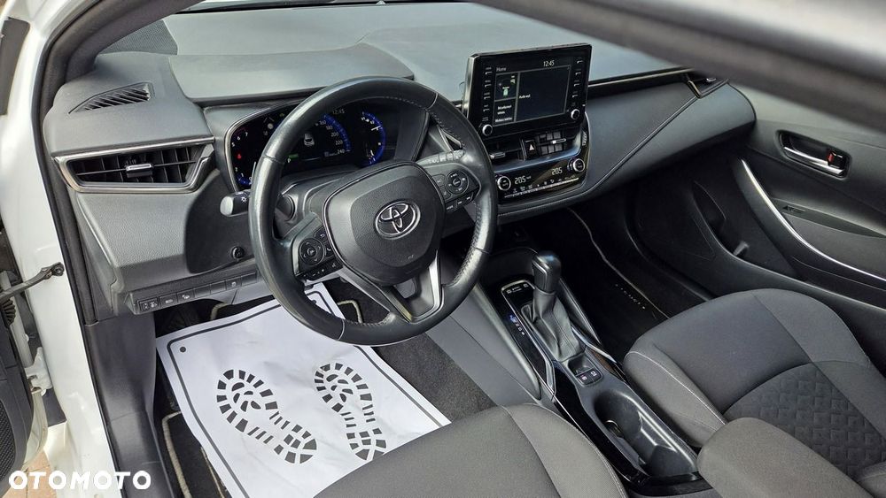 Toyota Corolla - 13