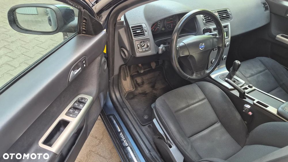Volvo S40 2.0D - 7